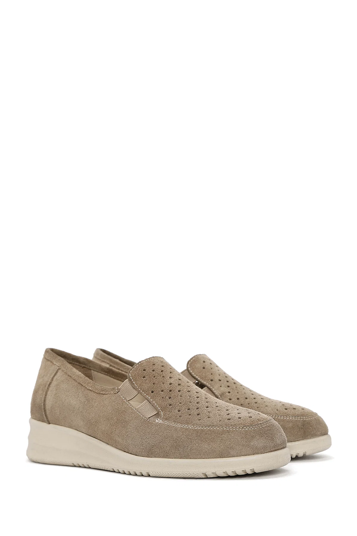 Kadın Bej Dolgu Topuklu Süet Deri Comfort Loafer - Image 3