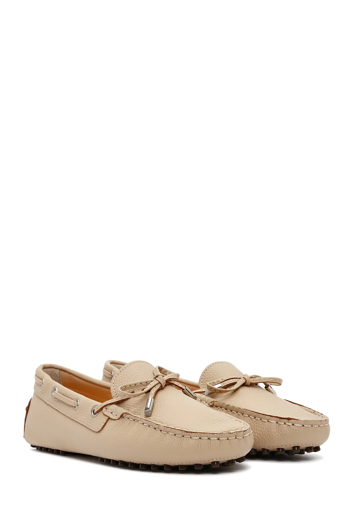 Kadın Bej Fiyonklu Deri Loafer - Image 3