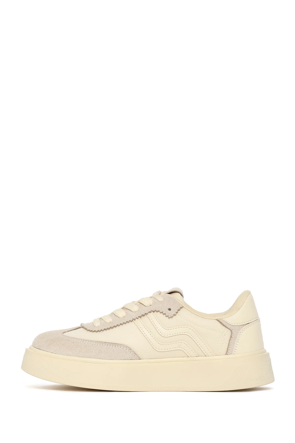 Kadın Bej Kalın Tabanlı Bağcıklı Sneaker - Image 4