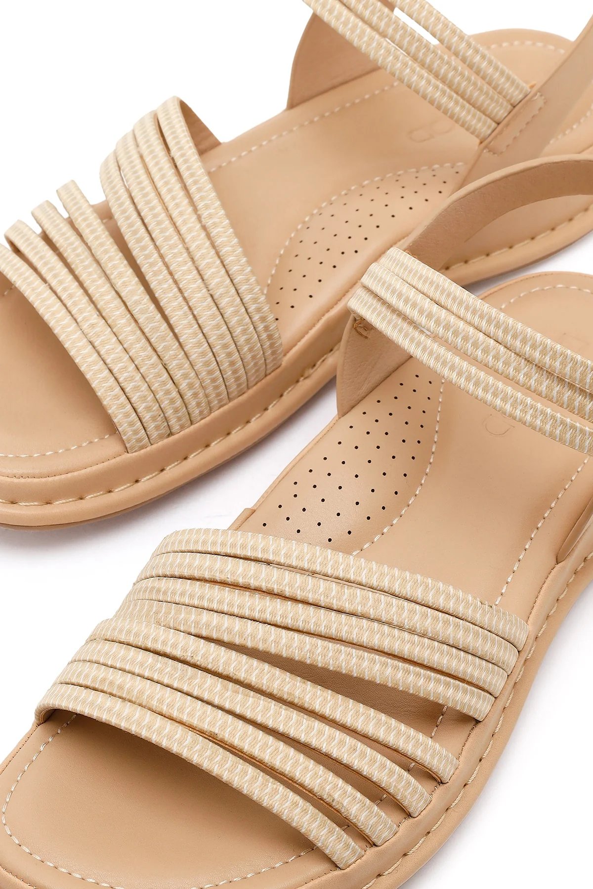 Kadın Bej Kalın Tabanlı Comfort Sandalet - Image 10