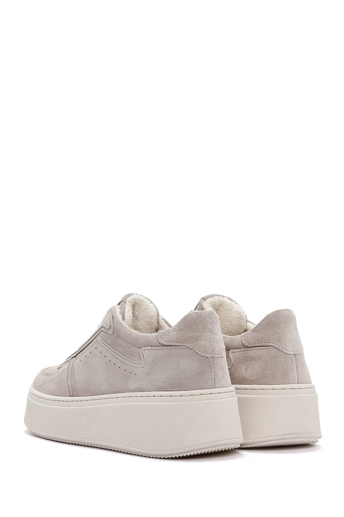 Kadın Bej Kalın Tabanlı Nubuk Deri Sneaker - Image 5