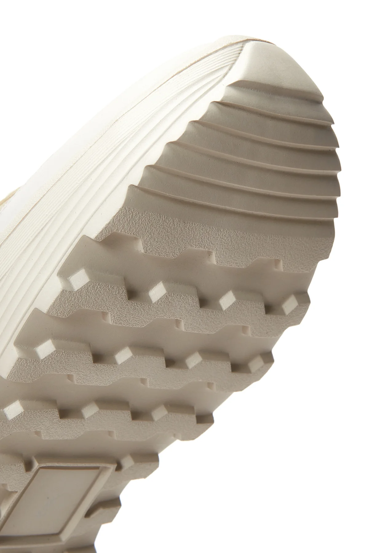 Kadın Bej Kalın Tabanlı Sneaker - Image 10