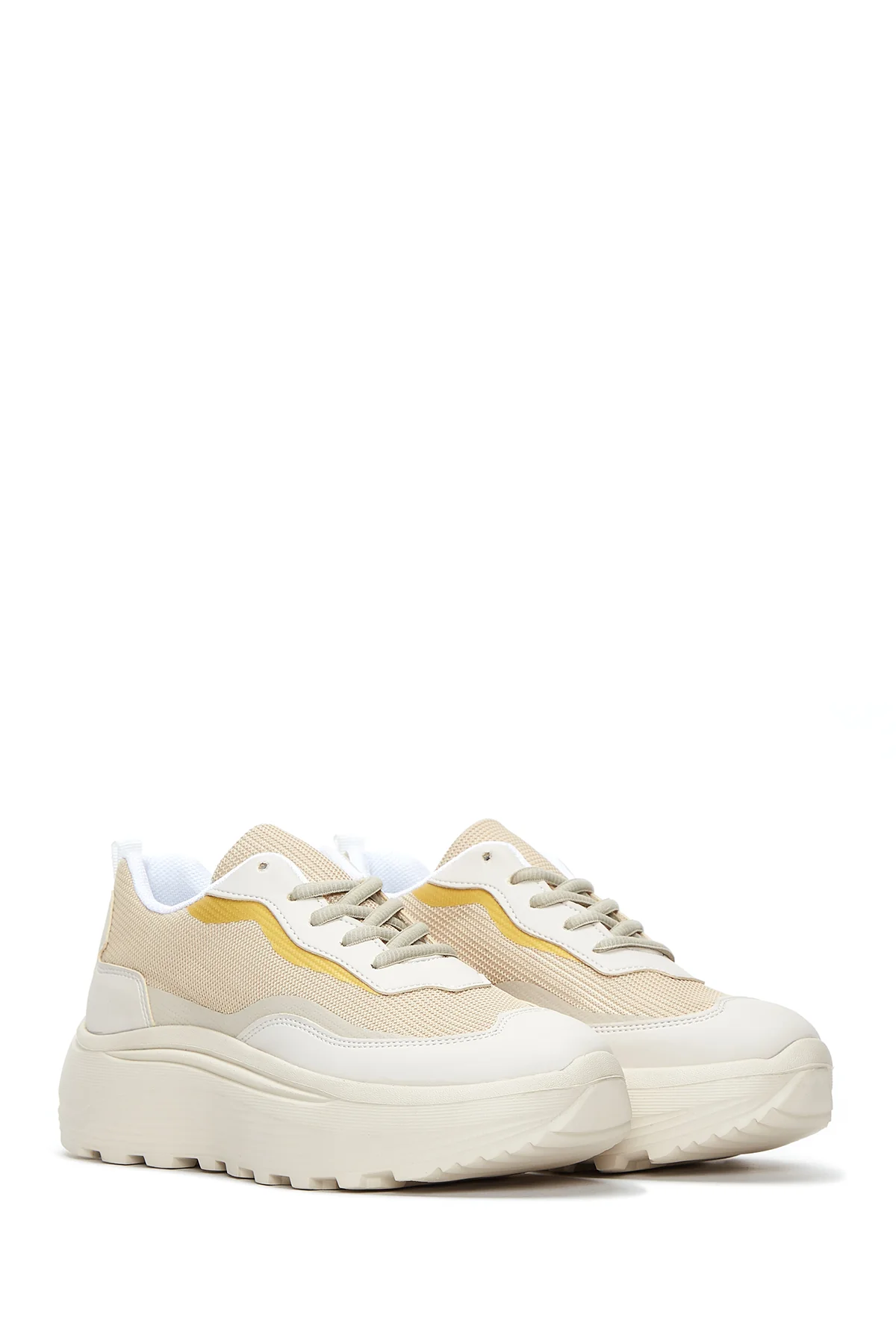 Kadın Bej Kalın Tabanlı Sneaker - Image 3