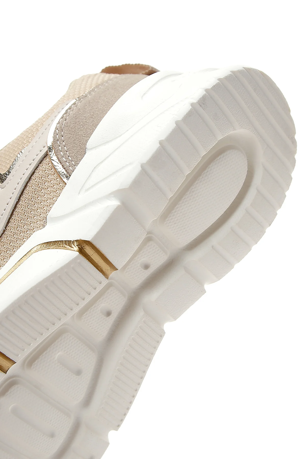 Kadın Bej Kalın Tabanlı Sneaker - Image 10