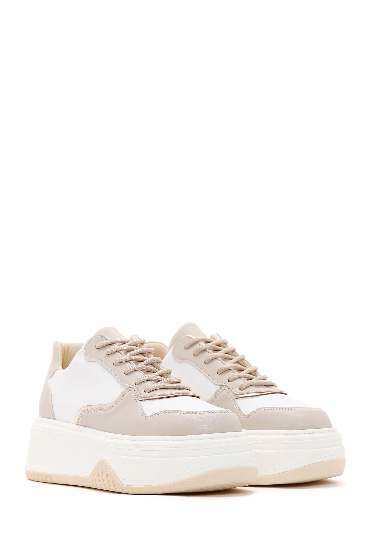Kadın Bej Kalın Tabanlı Sneaker - Image 3