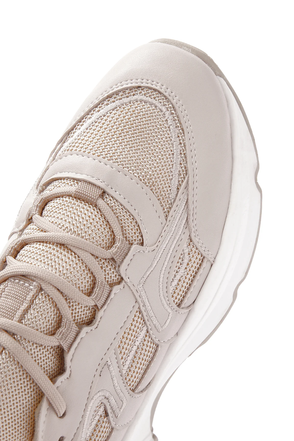 Kadın Bej Kalın Tabanlı Sneaker - Image 9