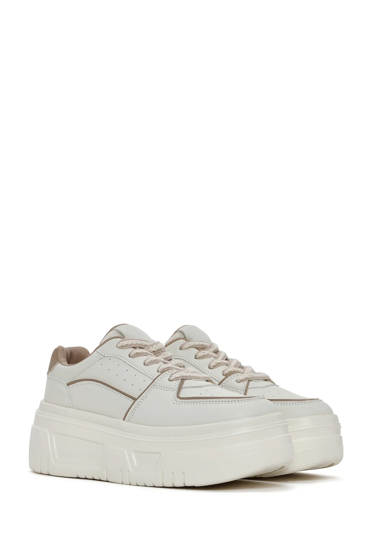 Kadın Bej Kalın Tabanlı Sneaker - Image 3