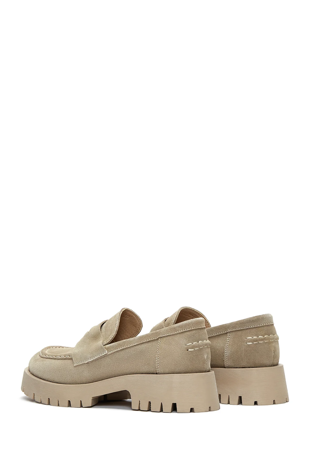 Kadın Bej Kalın Tabanlı Süet Deri Maskülen Loafer - Image 5