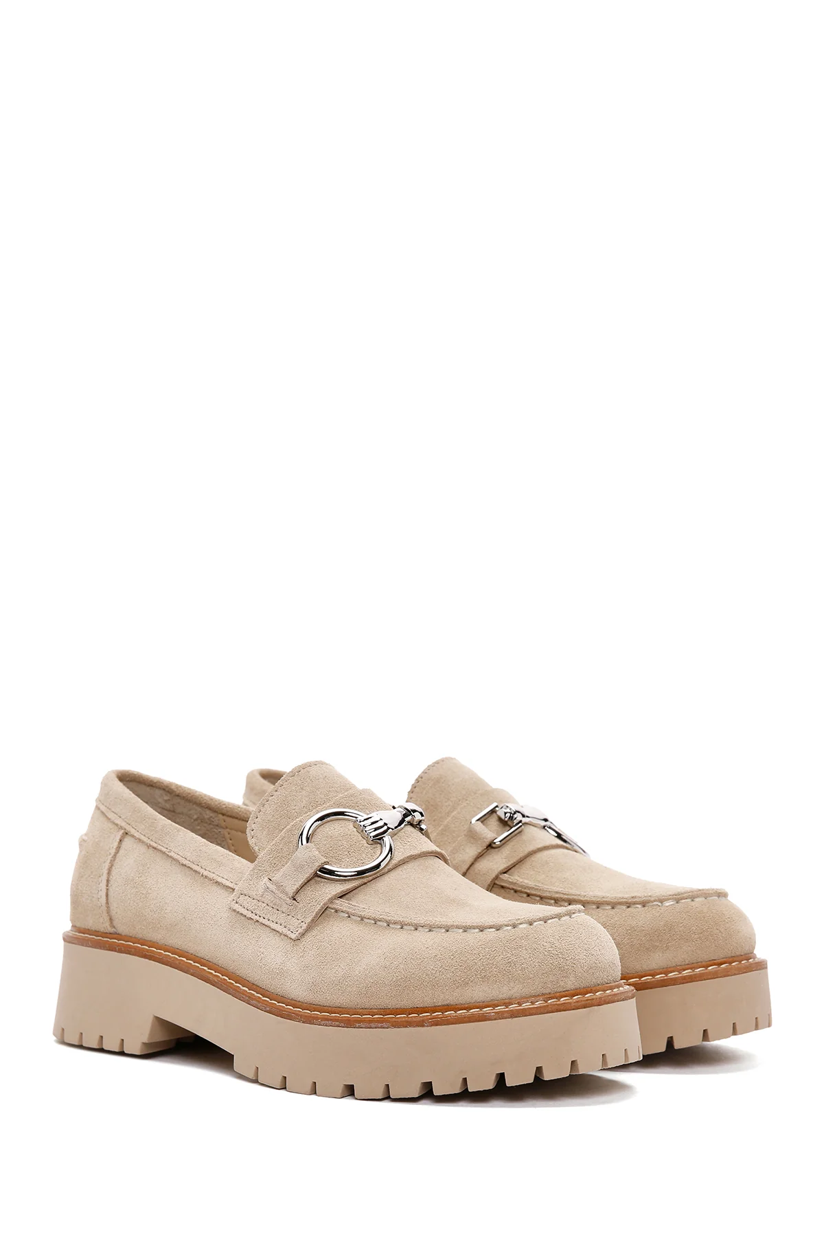 Kadın Bej Kalın Tabanlı Süet Deri Maskülen Loafer - Image 3