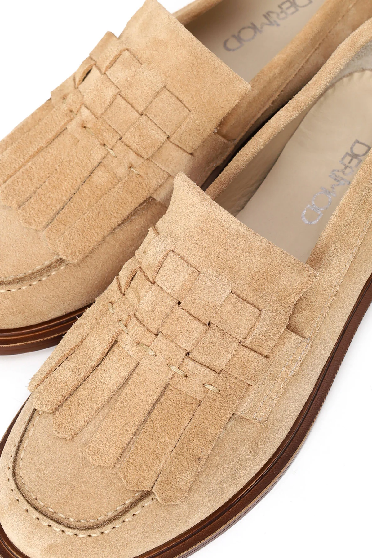 Kadın Bej Püsküllü Süet Deri Loafer - Image 10