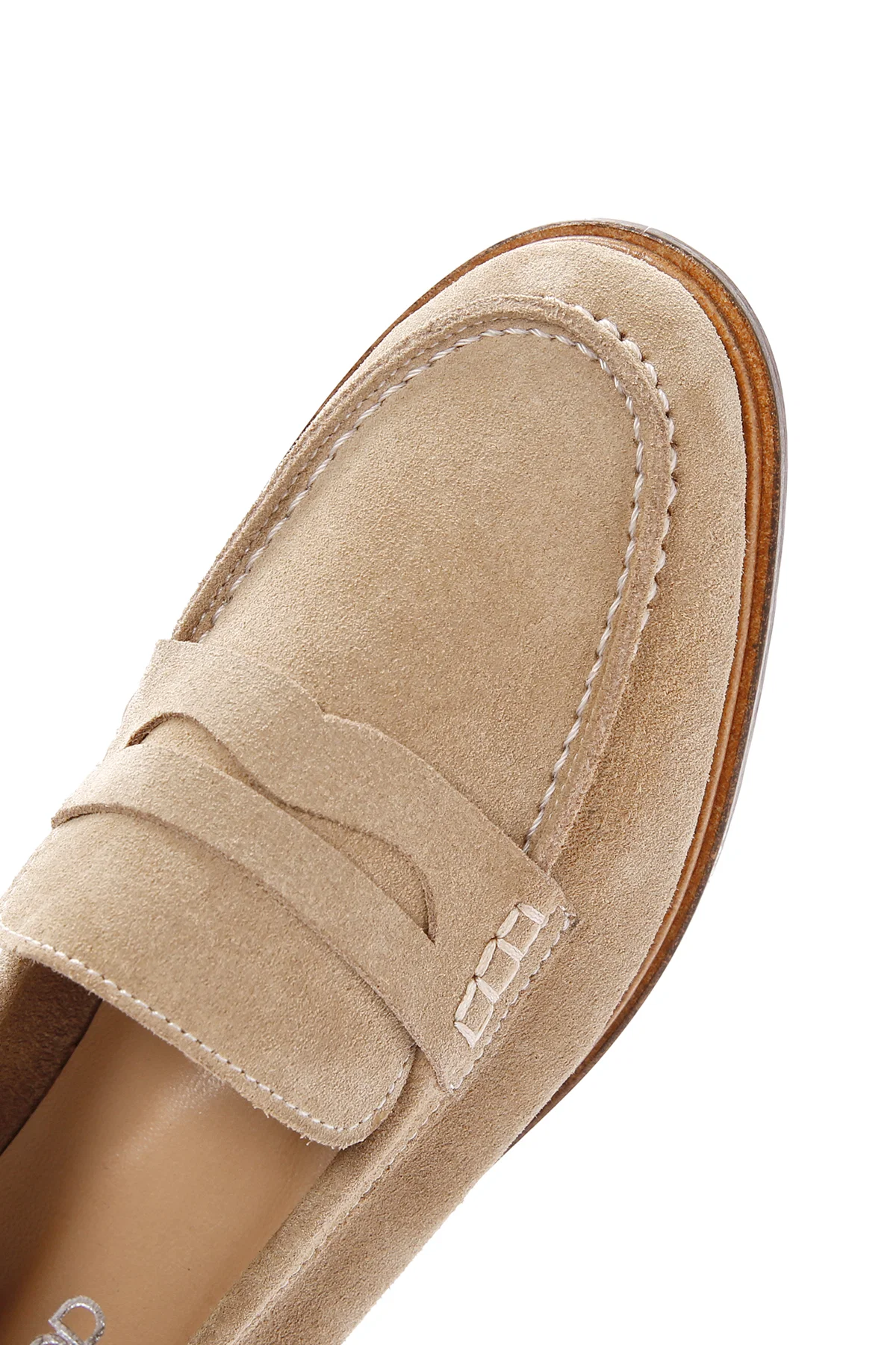 Kadın Bej Süet Deri Maskülen Loafer - Image 10