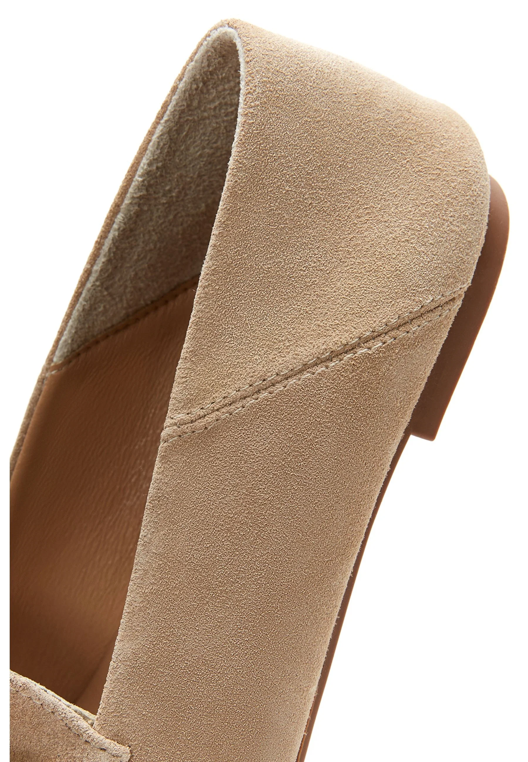 Kadın Bej Süet Deri Maskülen Loafer - Image 7