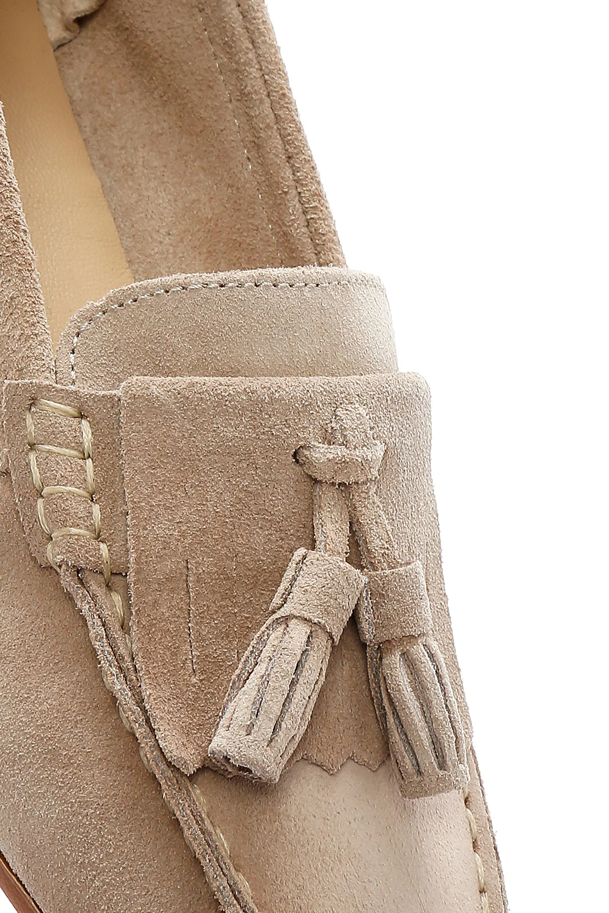 Kadın Bej Süet Deri Maskülen Loafer - Image 9