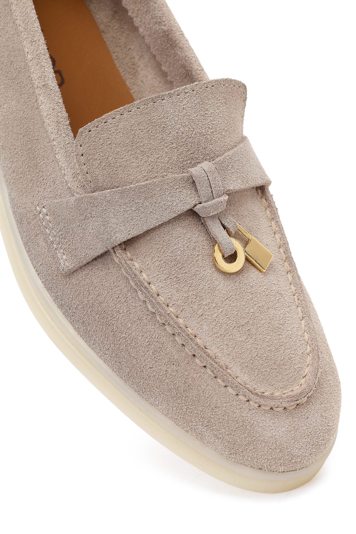 Kadın Bej Süet Deri Maskülen Loafer - Image 9