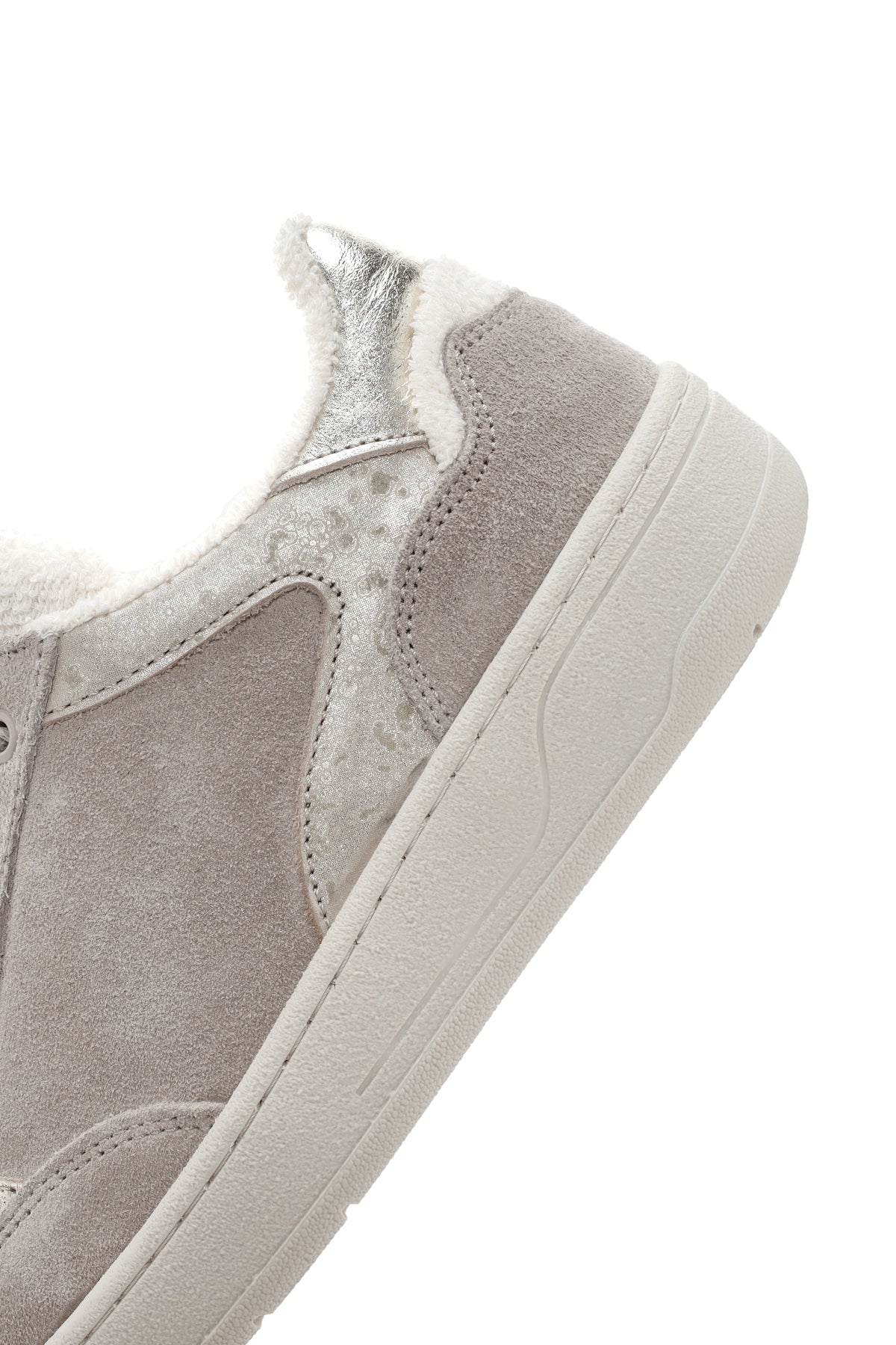 Kadın Bej Süet Deri Sneaker - Image 7