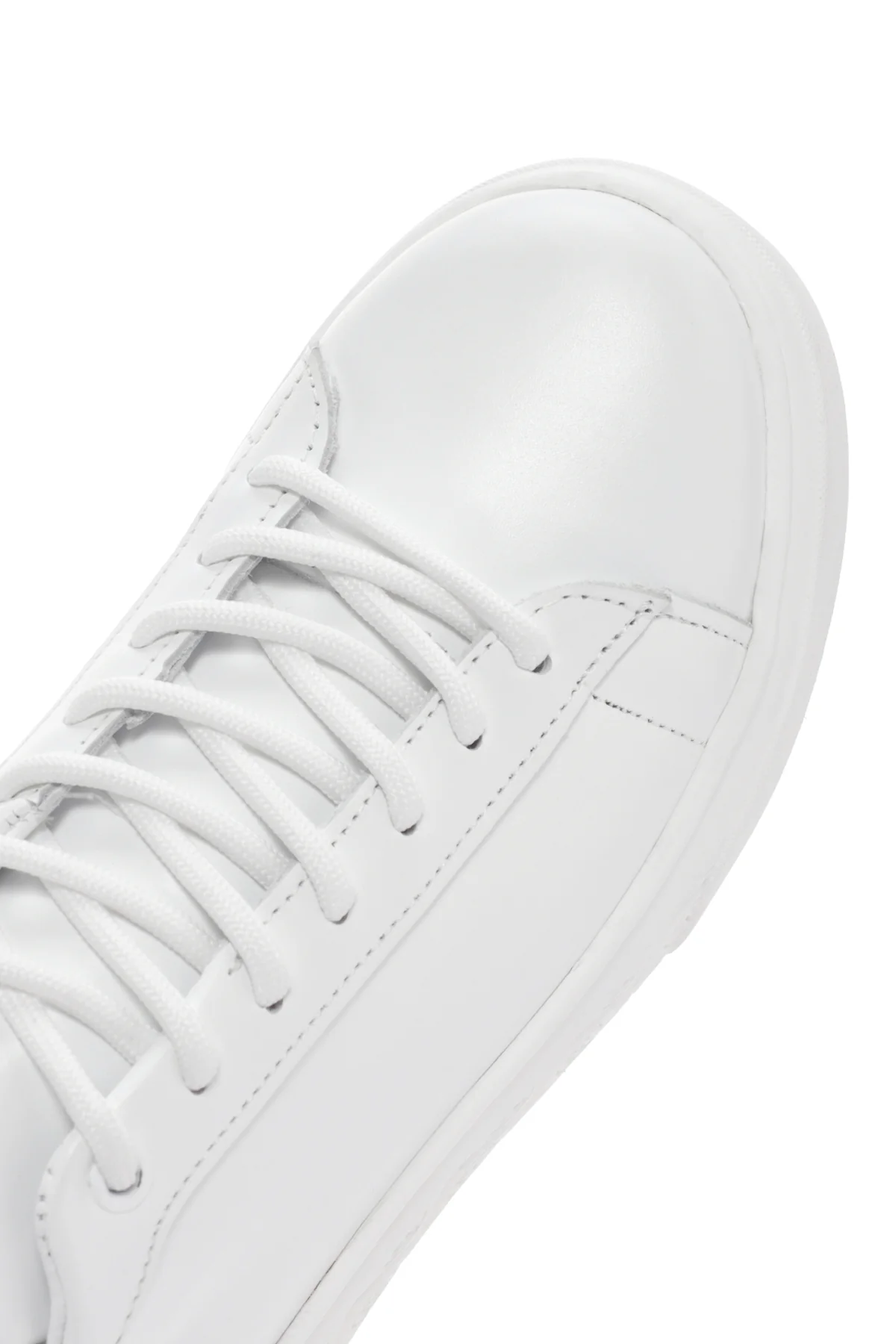Kadın Beyaz Bağcıklı Deri Sneaker - Image 10