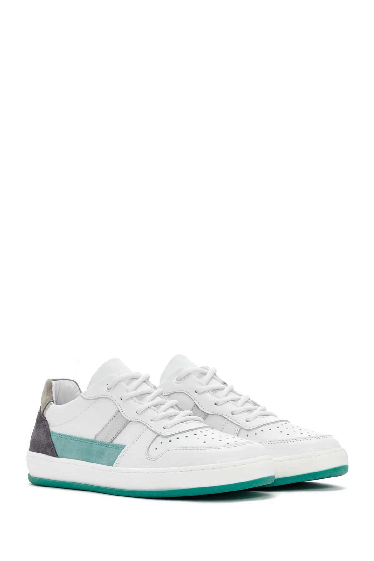 Kadın Beyaz Bağcıklı Deri Sneaker - Image 3