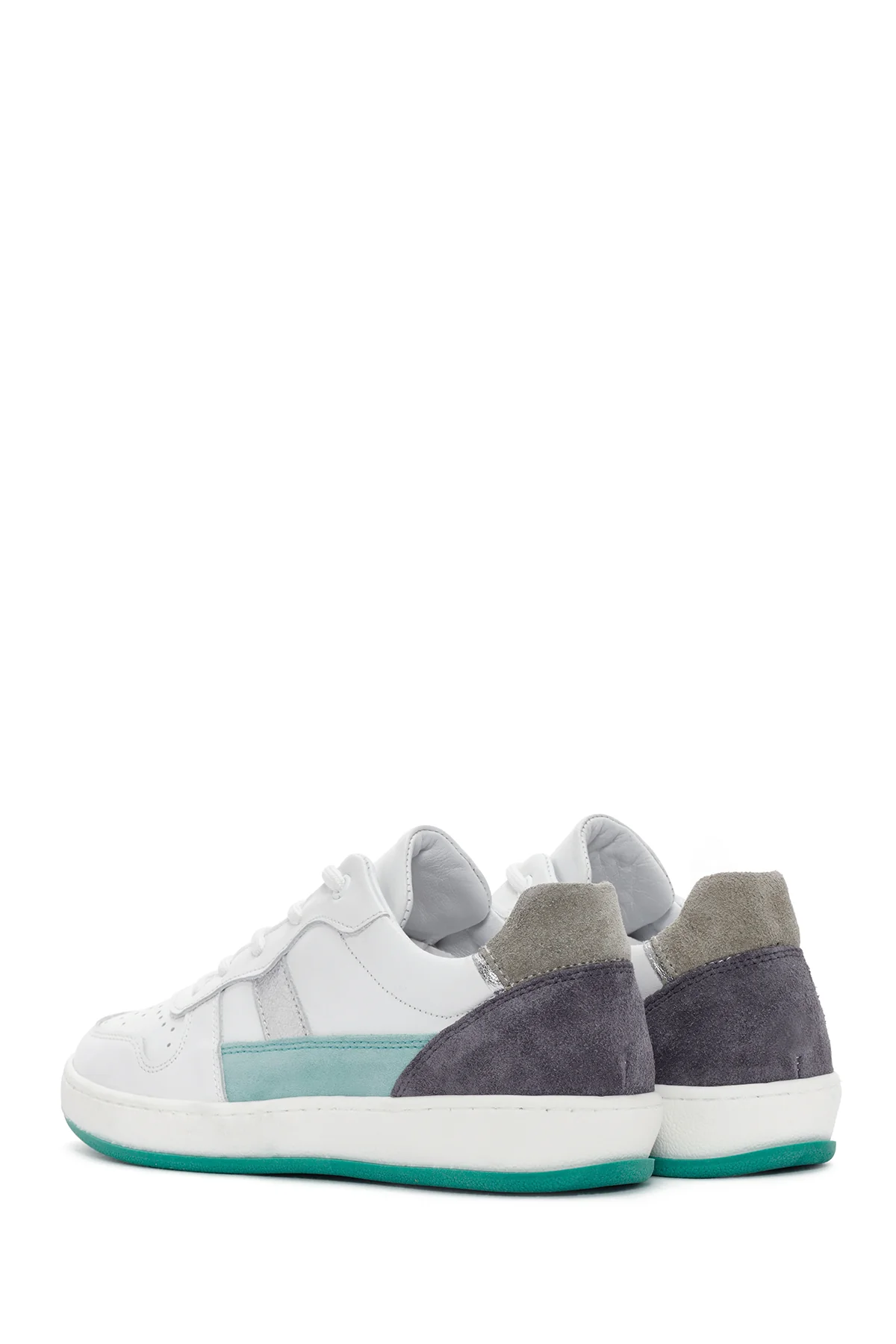 Kadın Beyaz Bağcıklı Deri Sneaker - Image 5