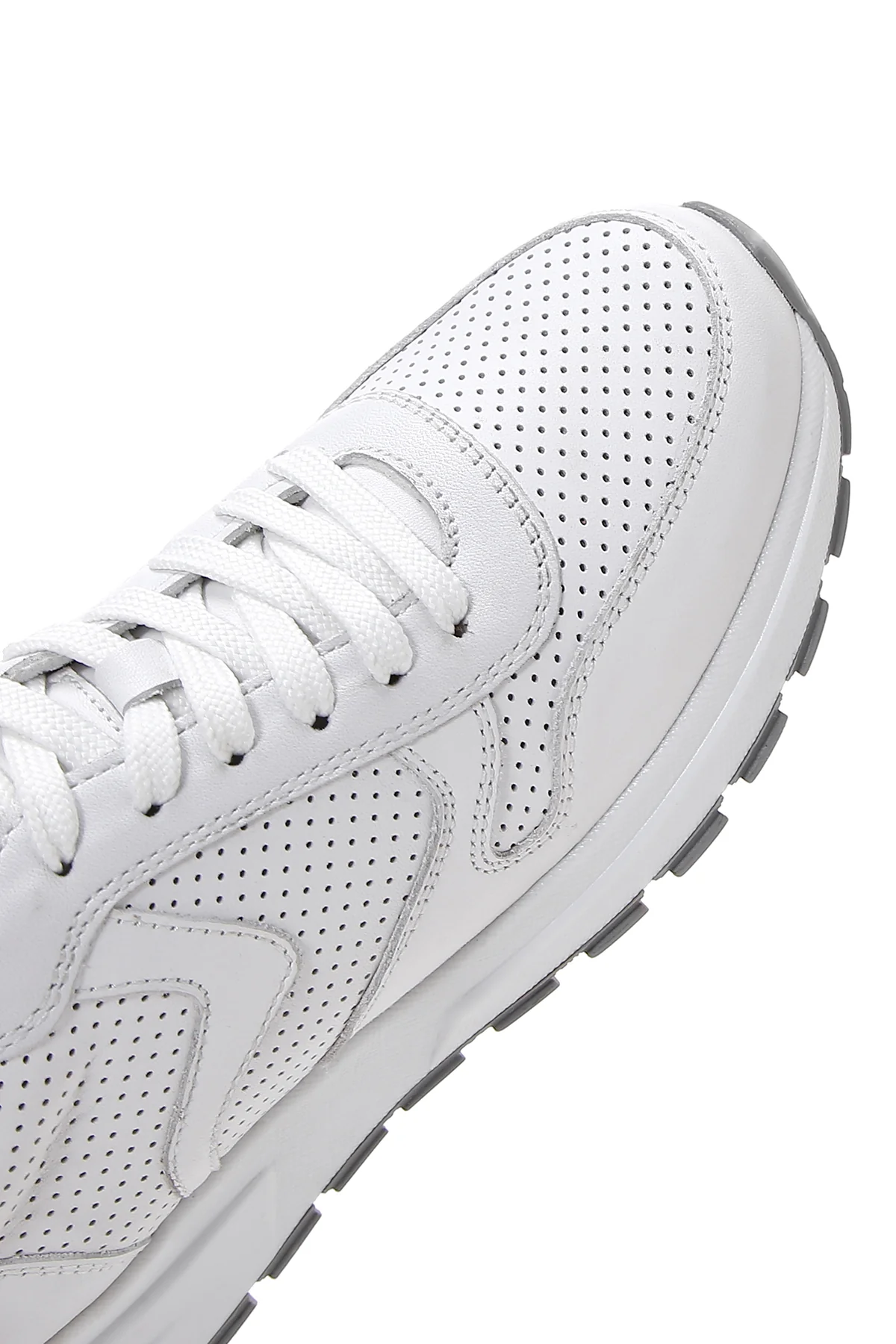 Kadın Beyaz Bağcıklı Deri Sneaker - Image 8