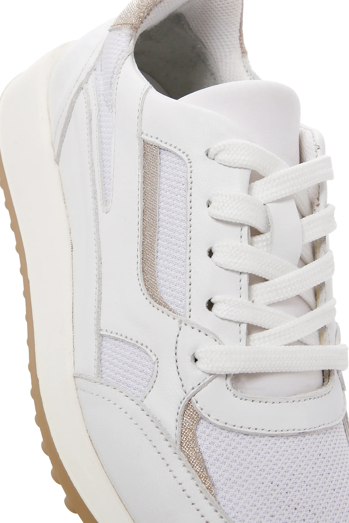 Kadın Beyaz Bağcıklı Deri Sneaker - Image 10