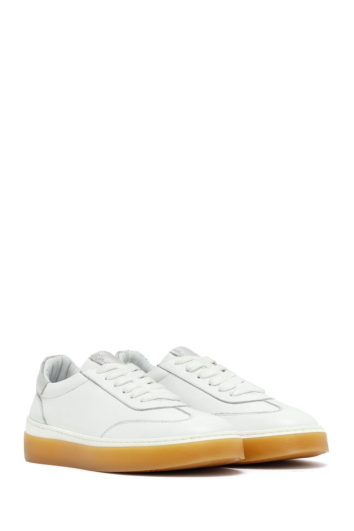 Kadın Beyaz Bağcıklı Deri Sneaker - Image 3
