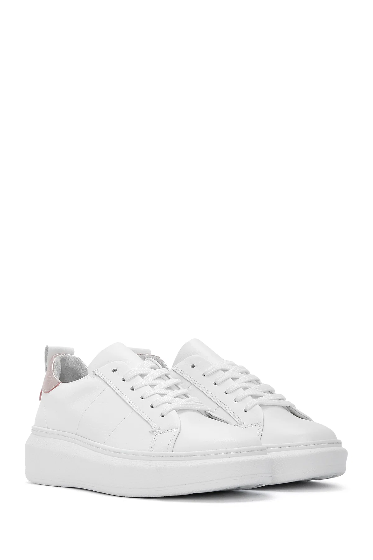 Kadın Beyaz Bağcıklı Deri Sneaker - Image 3