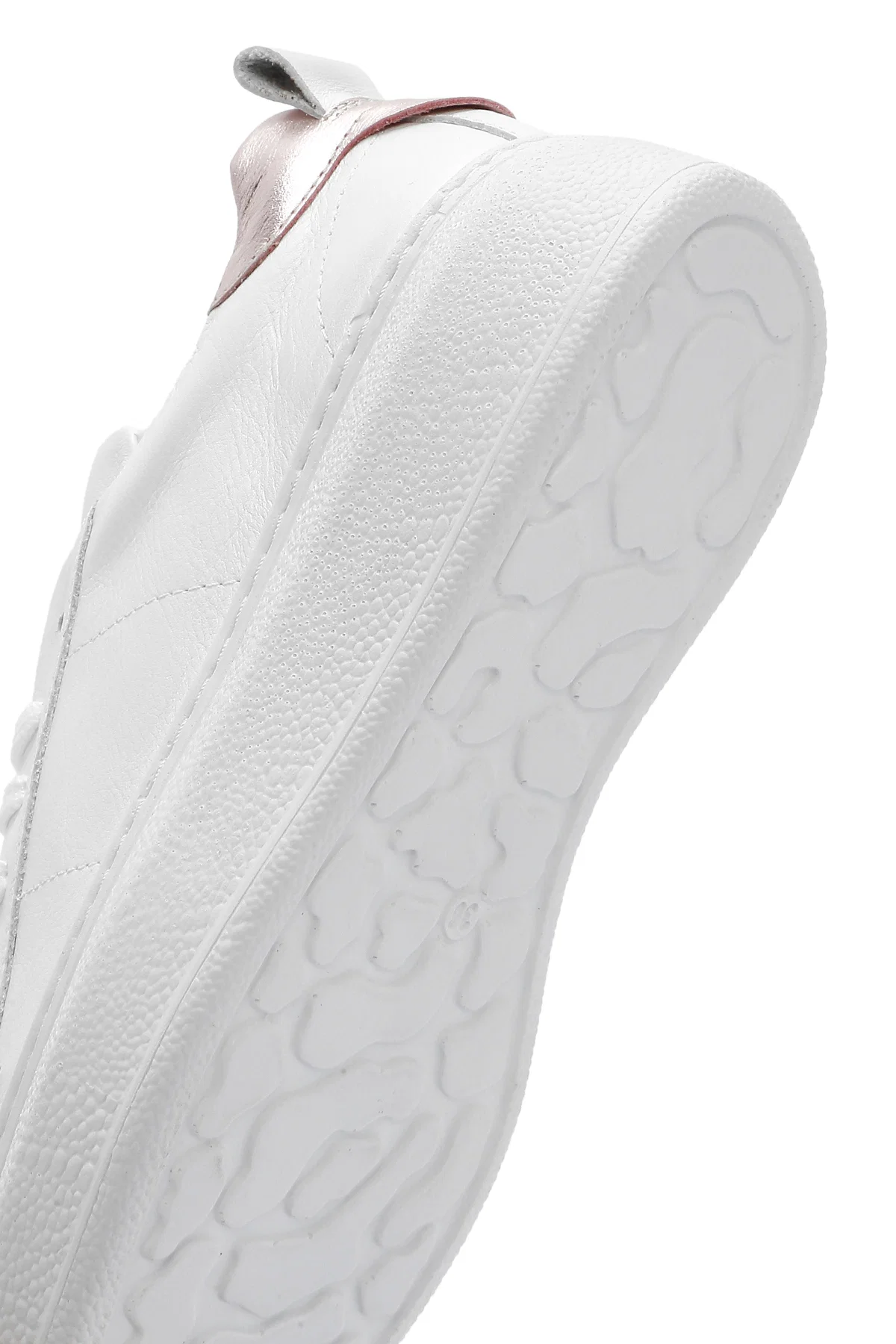 Kadın Beyaz Bağcıklı Deri Sneaker - Image 8