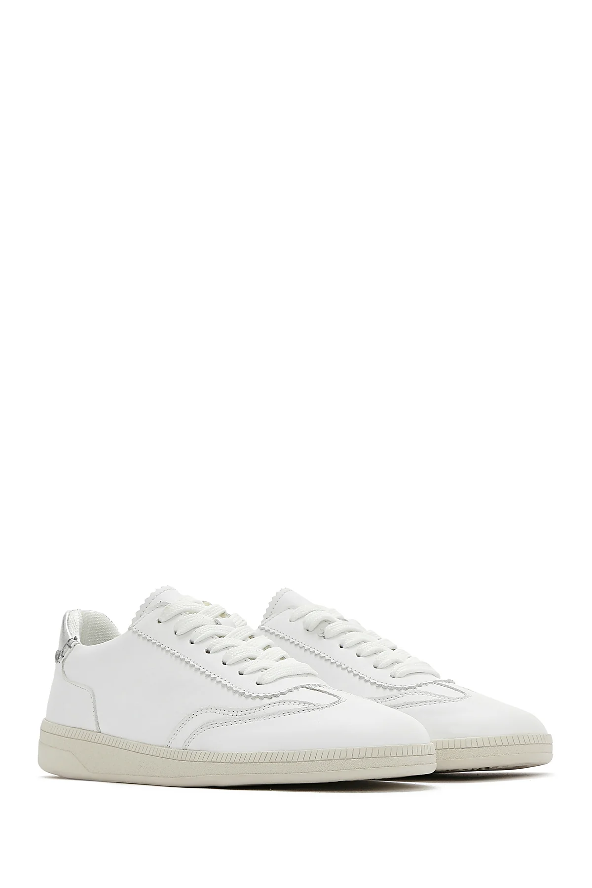 Kadın Beyaz Bağcıklı Deri Sneaker - Image 3