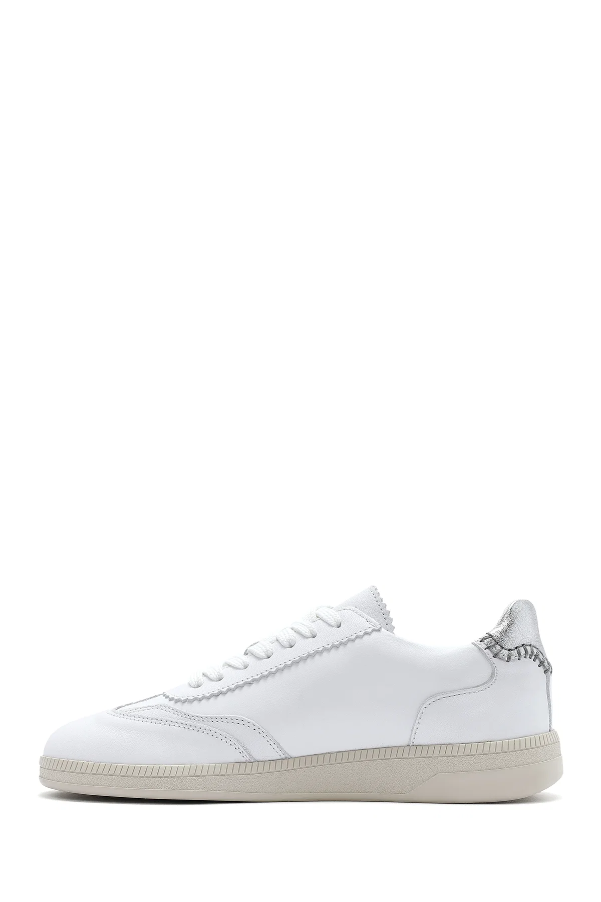Kadın Beyaz Bağcıklı Deri Sneaker - Image 2