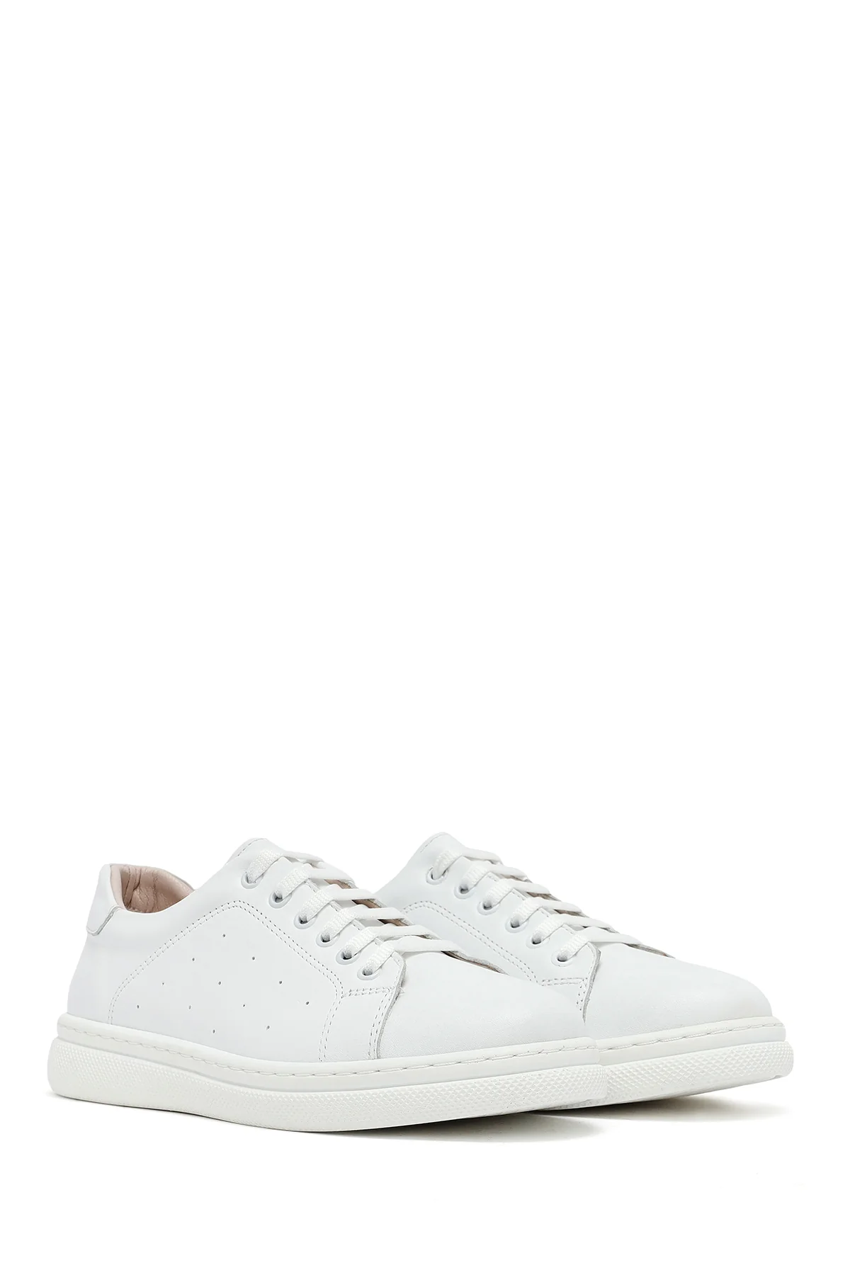 Kadın Beyaz Bağcıklı Deri Sneaker - Image 3