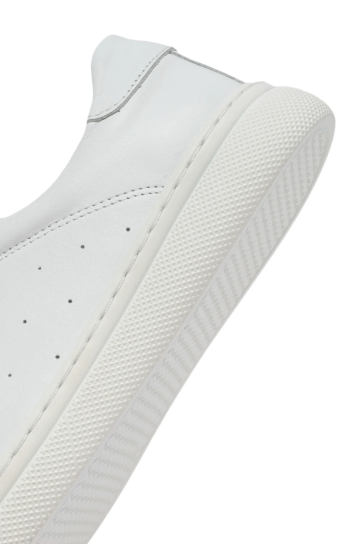 Kadın Beyaz Bağcıklı Deri Sneaker - Image 8