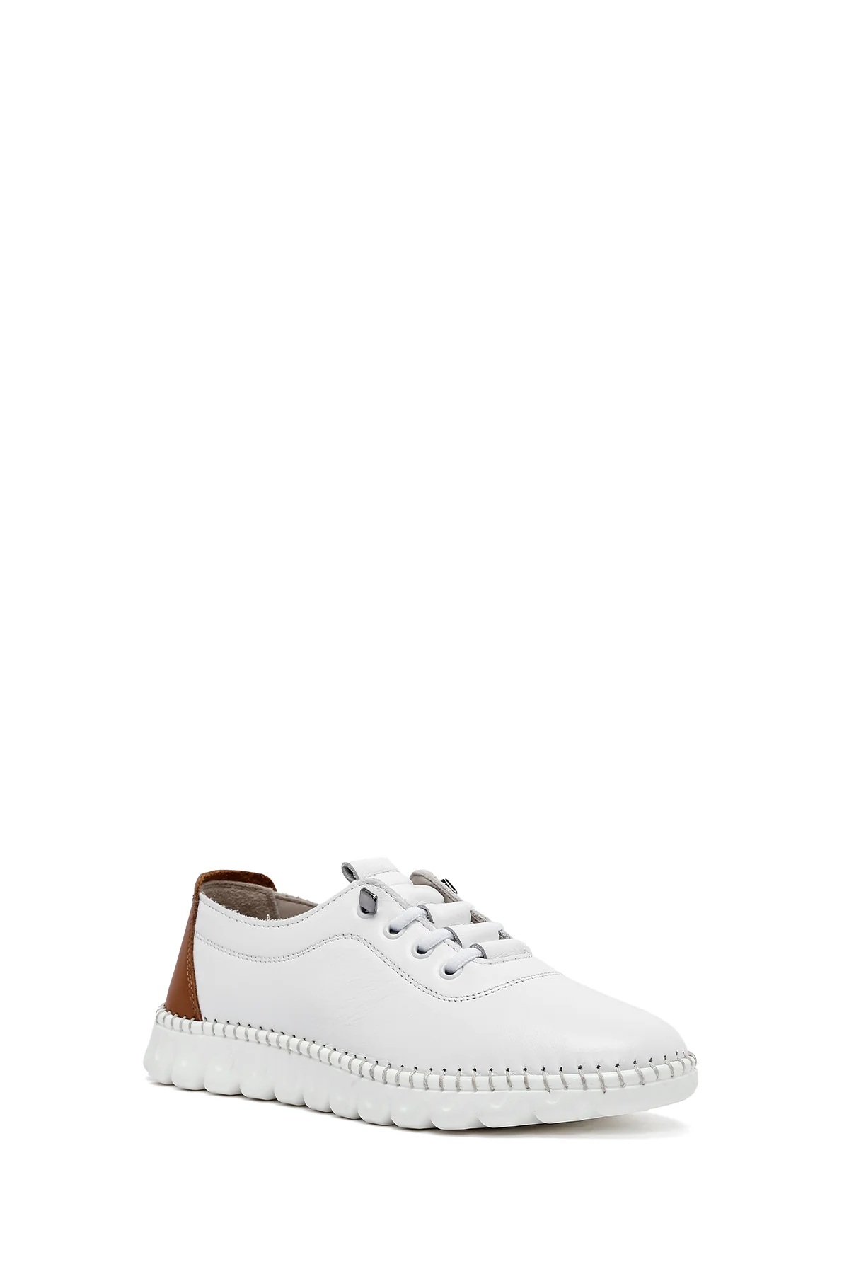 Kadın Beyaz Bağcıklı Deri Sneaker - Image 7