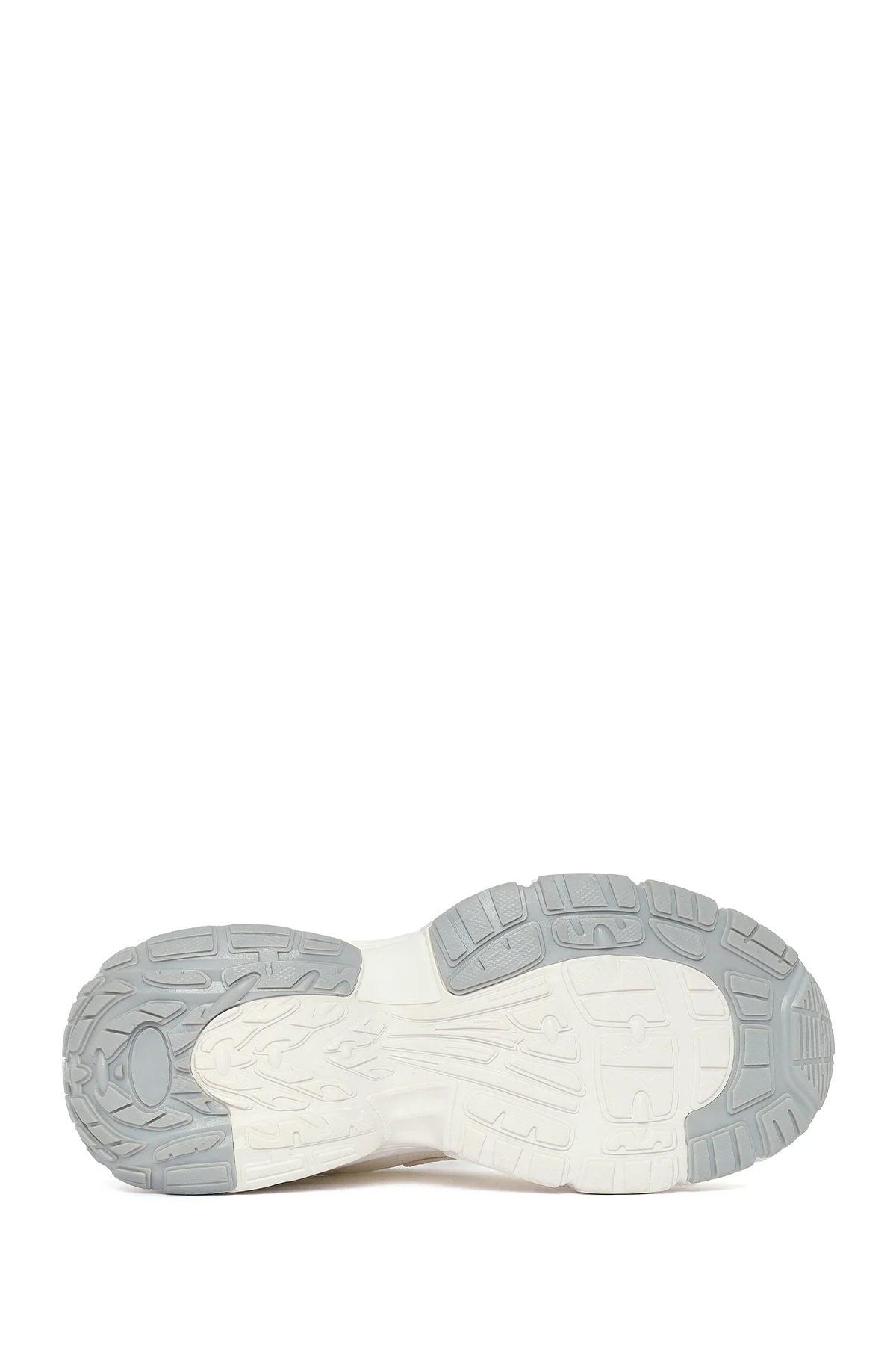 Kadın Beyaz Bağcıklı Kalın Tabanlı Charmlı Sneaker - Image 5