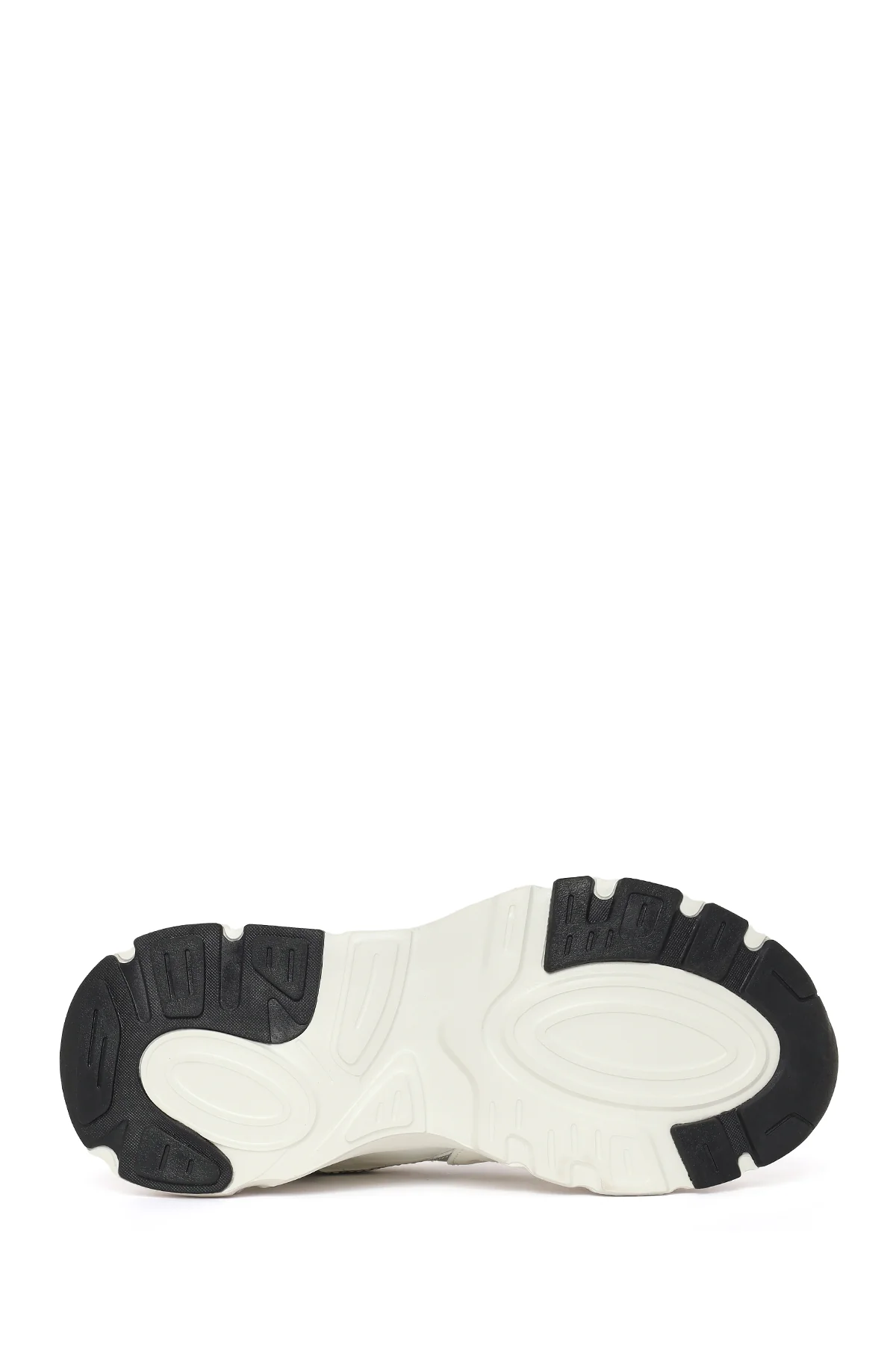 Kadın Beyaz Bağcıklı Kalın Tabanlı Charmlı Sneaker - Image 5