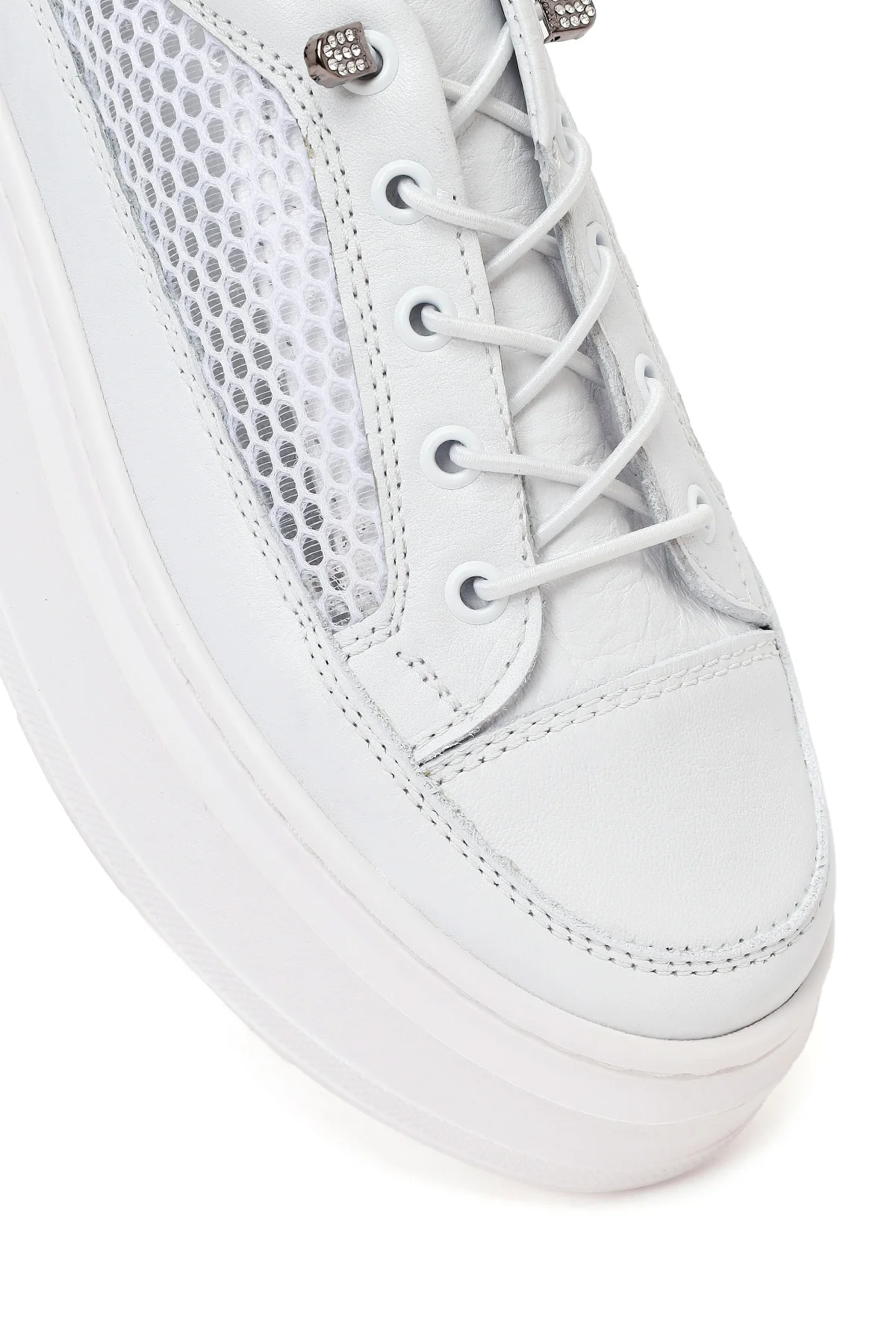 Kadın Beyaz Bağcıklı Kalın Tabanlı Deri Sneaker - Image 9