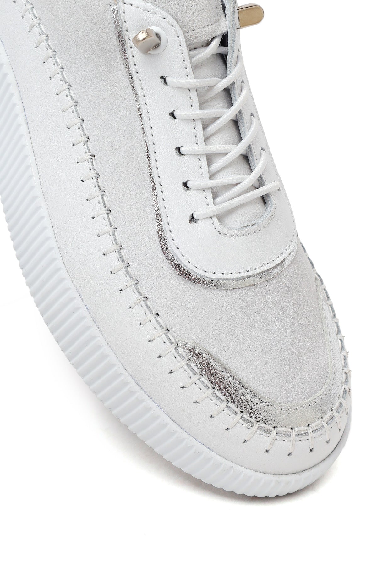 Kadın Beyaz Bağcıklı Kalın Tabanlı Deri Sneaker - Image 9