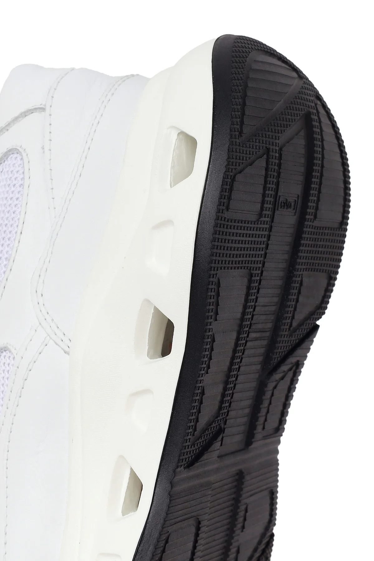 Kadın Beyaz Bağcıklı Kalın Tabanlı Deri Sneaker - Image 8