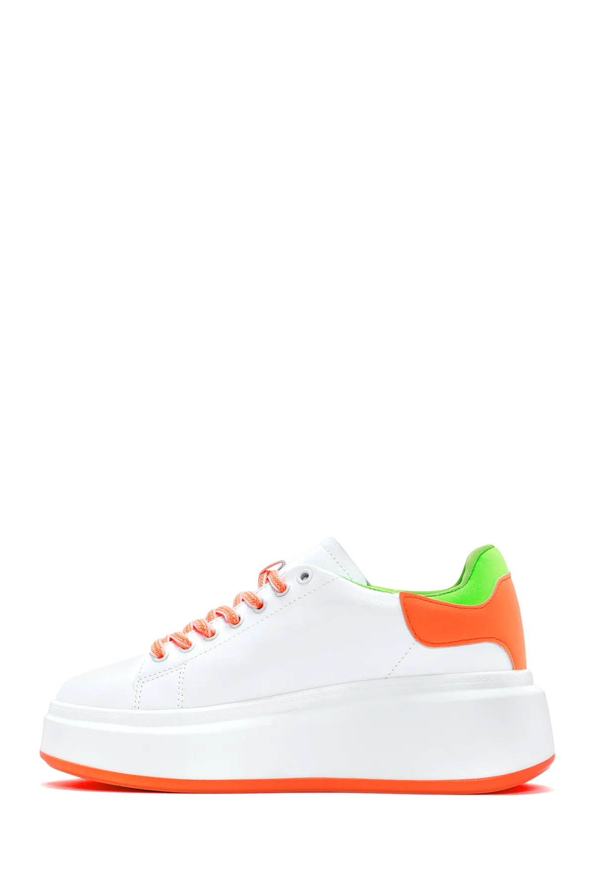 Kadın Beyaz Bağcıklı Kalın Tabanlı Sneaker - Image 2