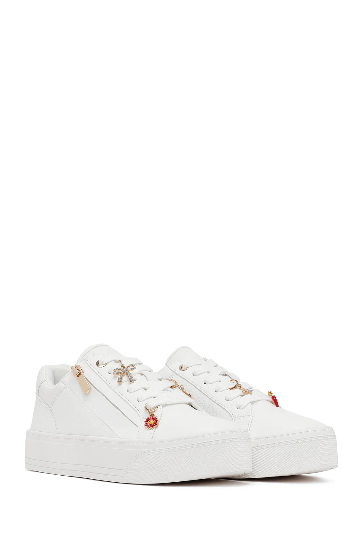 Kadın Beyaz Bağcıklı Kalın Tabanlı Sneaker - Image 3