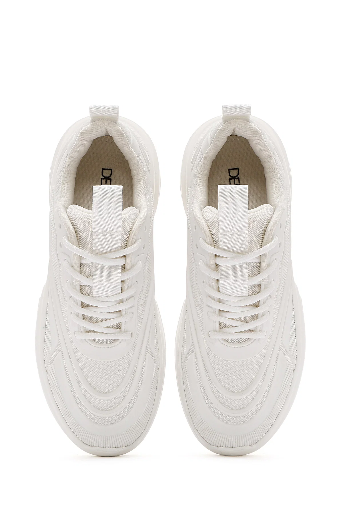 Kadın Beyaz Bağcıklı Kalın Tabanlı Sneaker - Image 7