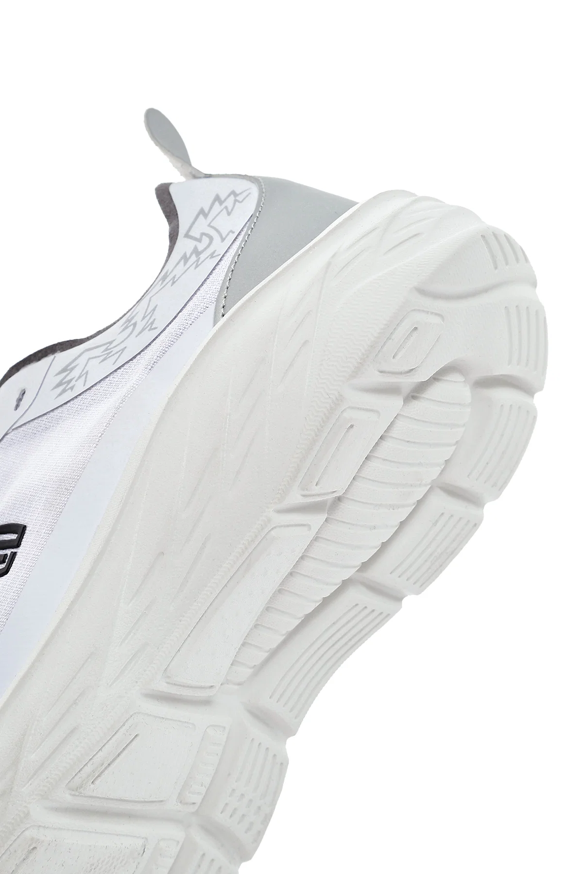 Kadın Beyaz Bağcıklı Kalın Tabanlı Sneaker - Image 10