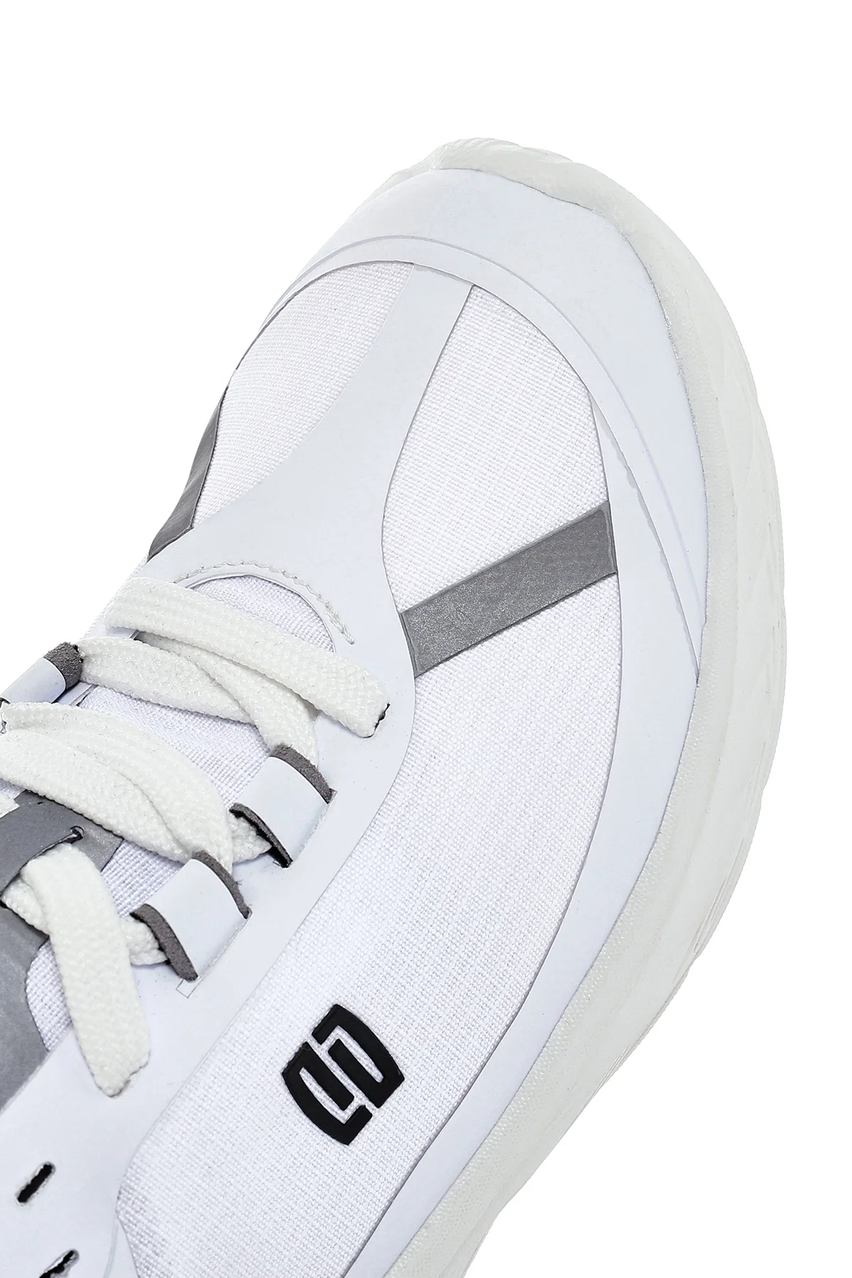 Kadın Beyaz Bağcıklı Kalın Tabanlı Sneaker - Image 9