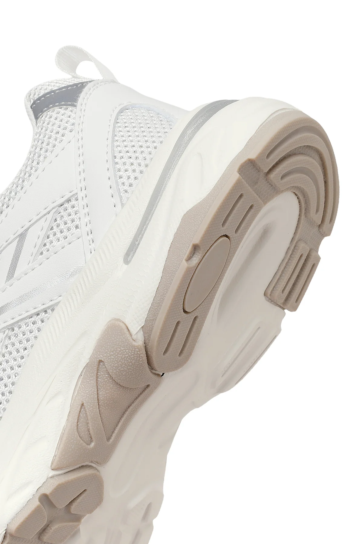 Kadın Beyaz Bağcıklı Kalın Tabanlı Sneaker - Image 8