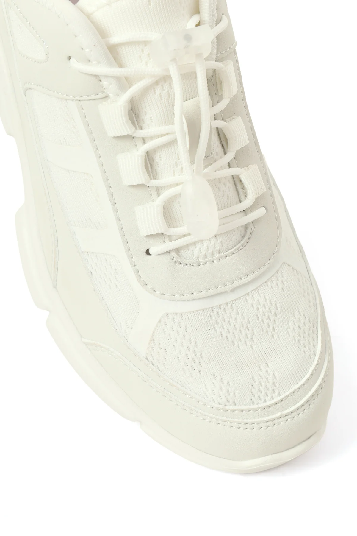 Kadın Beyaz Bağcıklı Kalın Tabanlı Sneaker - Image 9