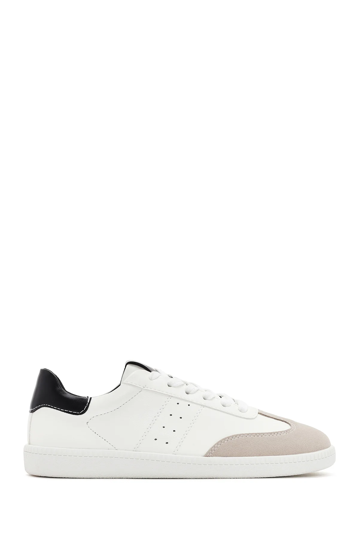 Kadın Beyaz Bağcıklı Sneaker