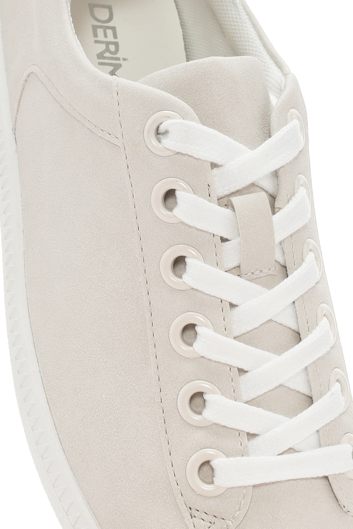 Kadın Beyaz Bağcıklı Sneaker - Image 9