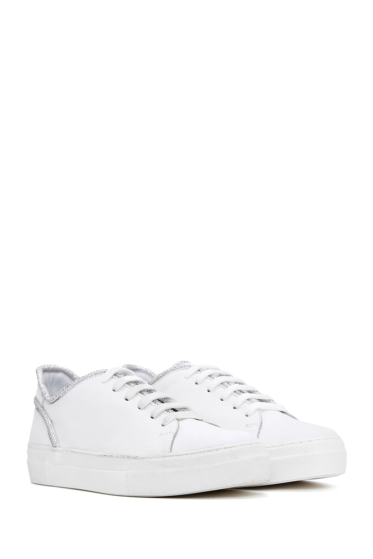 Kadın Beyaz Bağcıklı Taşlı Deri Sneaker - Image 3