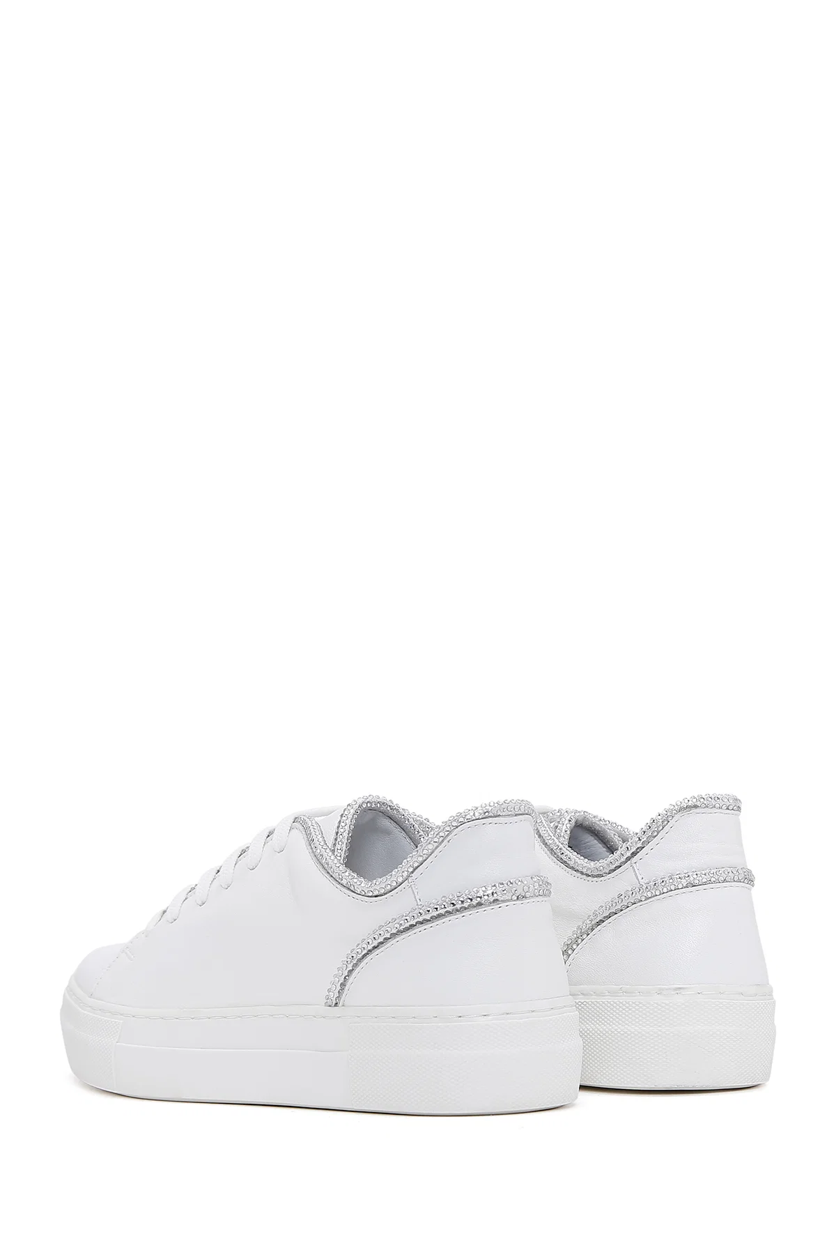 Kadın Beyaz Bağcıklı Taşlı Deri Sneaker - Image 5