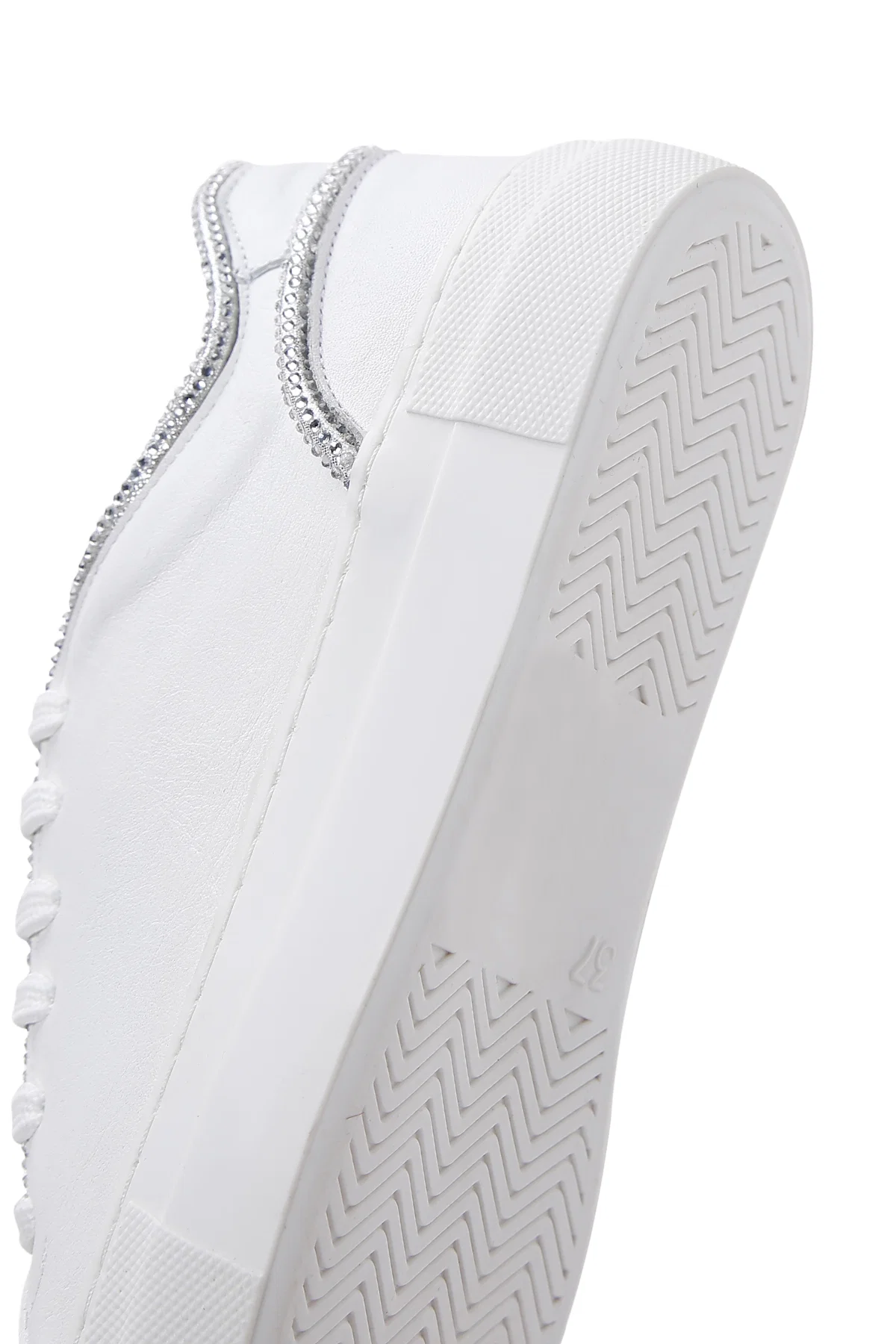 Kadın Beyaz Bağcıklı Taşlı Deri Sneaker - Image 8