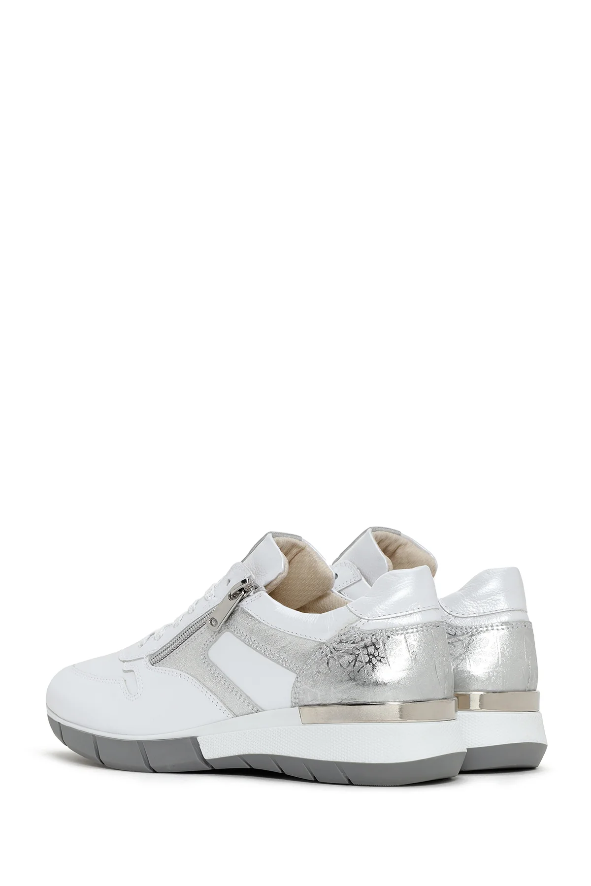 Kadın Beyaz Bağcıklı Yandan Fermuarlı Deri Sneaker - Image 5